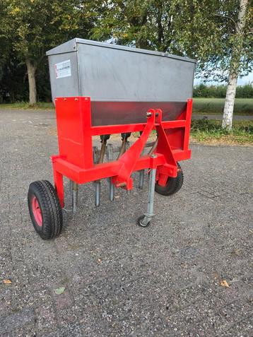 Sleuvenfrees klepelmaaier cultivator plantmachine  beschikbaar voor biedingen