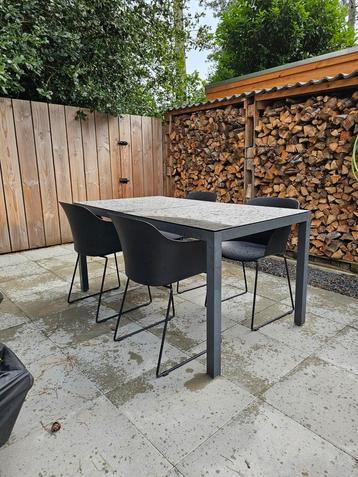 Hartman tuintafel met 4 stoelen  beschikbaar voor biedingen