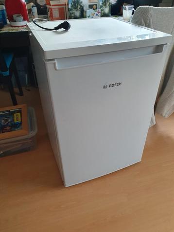 Kleine Bosch Koelkast - Compact en Efficiënt! beschikbaar voor biedingen