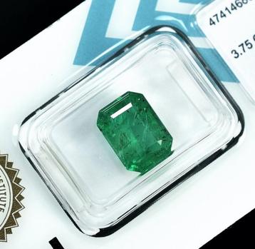 Smaragd 3.75ct met IGI Certificaat beschikbaar voor biedingen