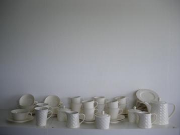 Clarity Chess servies beschikbaar voor biedingen