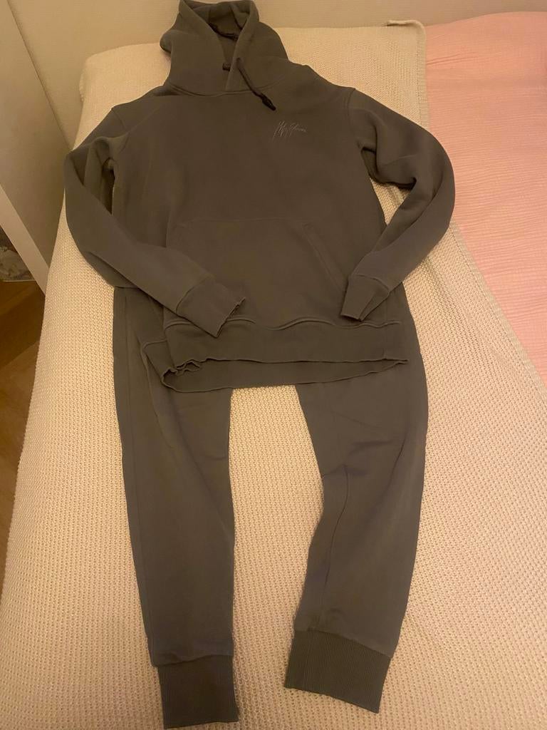 Malelions hoodie en broek maat M, Ophalen of Verzenden, Zo goed als nieuw
