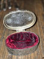 Prachtige antiek zilveren doosje, Antiek en Kunst, Antiek | Goud en Zilver, Ophalen of Verzenden, Zilver