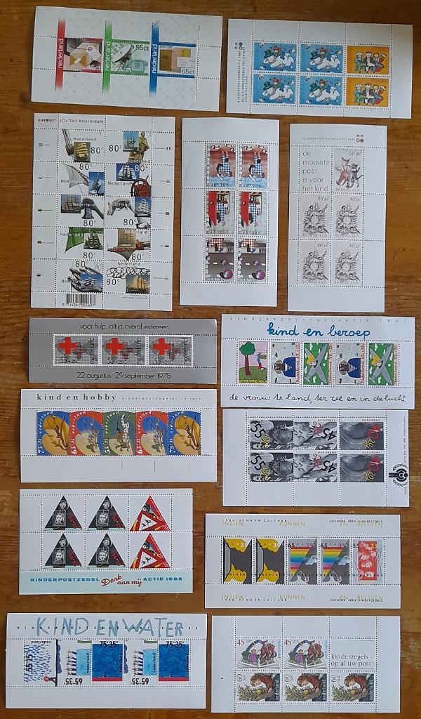 Postzegelvellen Nederland 1977 tot en met 2000, Postzegels en Munten, Postzegels | Volle albums en Verzamelingen, Nederland, Ophalen of Verzenden