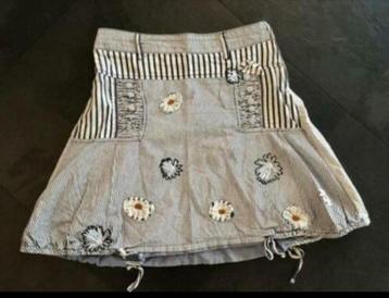 DESIGUAL Erg lief blauw wit gestreepte rok , maat 36 beschikbaar voor biedingen