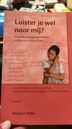 Luister je wel naar mij?, Ophalen of Verzenden, Zo goed als nieuw