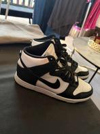 Heren Jordan dunks zwart/wit, Kleding | Dames, Schoenen, Ophalen of Verzenden, Zo goed als nieuw, Wit, Sneakers of Gympen