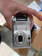 Digitale fotocamera, Ophalen of Verzenden, Zo goed als nieuw