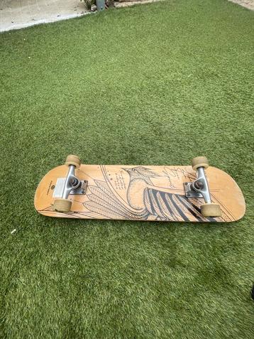 Skate board beschikbaar voor biedingen