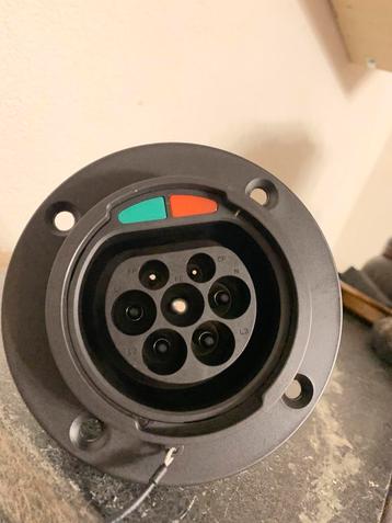 Nieuwe Ev-Stopcontact Met Elektronisch Slot 16a 32a Evse beschikbaar voor biedingen