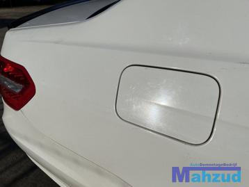 MERCEDES E KLASSE W212 wit 149 tank klep 2009-2013 beschikbaar voor biedingen