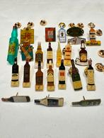 Vintage speldjes pins drank JB Whiskey Brizard Suze Duft Oel, Verzamelen, Ophalen of Verzenden, Gebruikt, Merk, Speldje of Pin