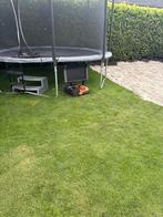 Robotmaaier worx 2 jaar jong oranje, Tuin en Terras, Robotmaaiers, Ophalen, Worx, Zo goed als nieuw, Met regensensor