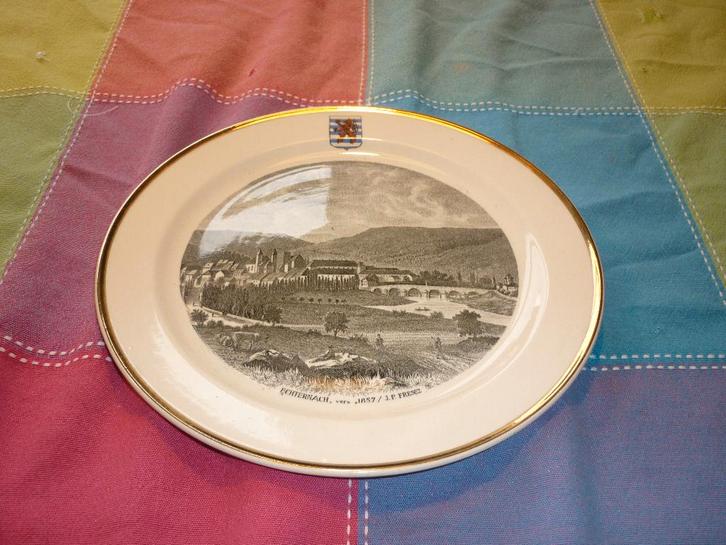 Vintage bord jaren '70 Villeroy & Boch door J.P. Fresez, Huis en Inrichting, Keuken | Servies, Zo goed als nieuw, Bord(en), Overige stijlen