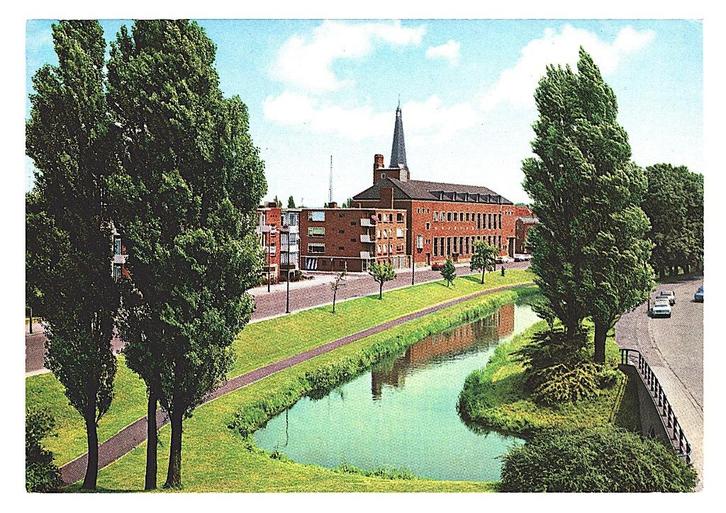 979133 Zutphen Gld jr 60 70 Molengracht Nette oude kaart, Verzamelen, Ansichtkaarten | Nederland, Ongelopen, Gelderland, 1960 tot 1980