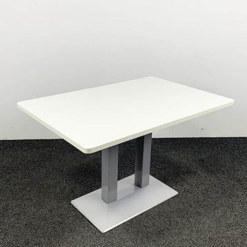 Tafel Wit Blad 120x80 cm beschikbaar voor biedingen