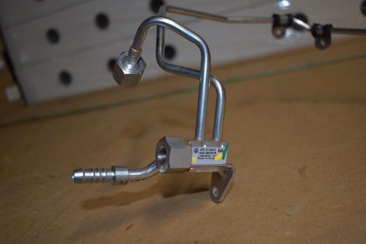 Audi RS6 C8 Brandstofleiding 0P2127503B, Auto-onderdelen, Brandstofsystemen, Audi, Porsche, Seat, Volkswagen, Universele onderdelen