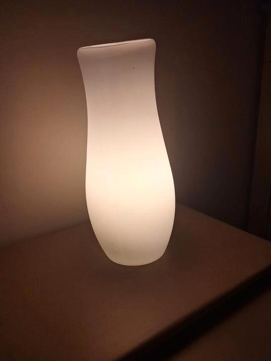 Retro Mylonit vaaslamp Ikea, Huis en Inrichting, Lampen | Tafellampen, Zo goed als nieuw, Minder dan 50 cm, Ophalen of Verzenden