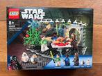 NIEUW - LEGO Star Wars Millennium Falcon Holiday Diorama, Kinderen en Baby's, Speelgoed | Duplo en Lego, Ophalen of Verzenden