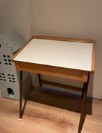 Vintage schooltafeltje met klep, Kinderen en Baby's, Kinderkamer | Tafels en Stoelen, Ophalen, Gebruikt, Tafel(s)