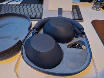 Sony WH-1000XM6 Blauw Met doos & bon beschikbaar voor biedingen