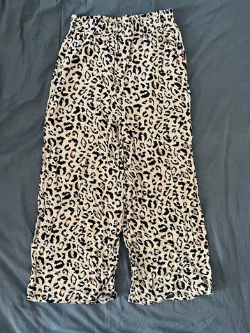 Glamoureuze 3/4 capri broek met luipaardprint - maat 158/164 beschikbaar voor biedingen