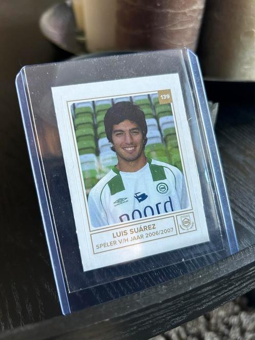 Zeldzame Luis Suárez Rookie-kaart 2006/2007! 50jr Groningen., Hobby en Vrije tijd, Stickers en Plaatjes, Zo goed als nieuw, Plaatje