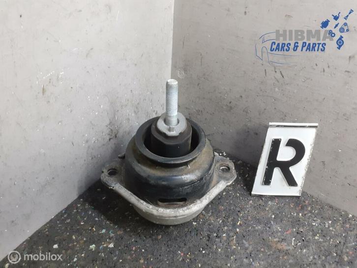 Motorsteun Volkswagen Touareg 3.2 V6 Rechts 7L6199131A 03-09, Auto-onderdelen, Motor en Toebehoren, Gebruikt, Ophalen of Verzenden