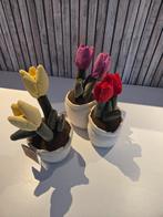 Schattige Tulpen in Pot - Decoratie, Ophalen of Verzenden, Nieuw, Binnen