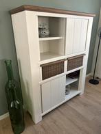 Mooie wandkast. Wit met hout en riet., Huis en Inrichting, 100 tot 150 cm, Ophalen of Verzenden, Zo goed als nieuw, Minder dan 100 cm