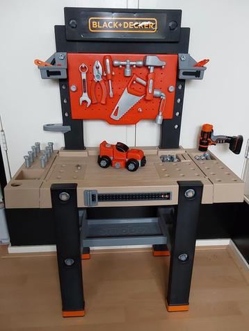 Smoby Black en Decker werkbank beschikbaar voor biedingen