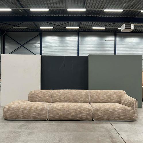 Linteloo showroom model, Huis en Inrichting, Banken | Bankstellen, Nieuw, Rechte bank, Vierpersoons of meer, 300 cm of meer, 100 tot 125 cm
