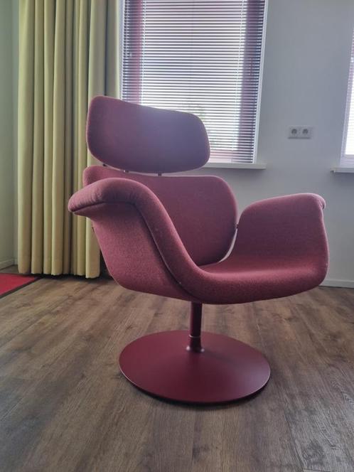 Artifort Pierre Paulin Big Tulip Fauteuil, Huis en Inrichting, Fauteuils, Zo goed als nieuw, Metaal, Stof, Overige materialen