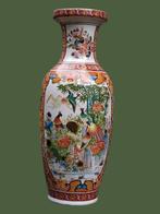 Prachtige Grote kleurrijke Chinese Vaas met o.a. pauwen, Ophalen