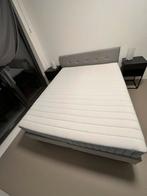 Zo goed als nieuw bed met matras en boxspring, Ophalen, Tweepersoons, Zo goed als nieuw, 200 cm