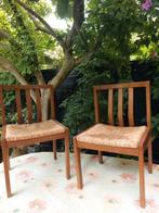 Jaren 70 design stoelen rieten zitting. Moet snel weg, Huis en Inrichting, Ophalen, Gebruikt, Twee, Bruin