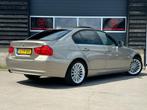 BMW 3-serie 320i High Executive Automaat Pano Navi Cruise, Automaat, Euro 5, 4 cilinders, Bruin