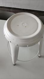 witte metalen kruk vintage industrieel design Tolix stijl, Ophalen of Verzenden, Gebruikt, Staal