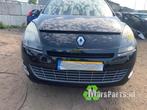 Voorbumper van een Renault Grand Scenic (NV676), Gebruikt, -, Renault, -