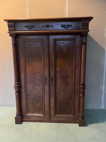 Antieke kast, 128x96x49 cm - afbeelding 1