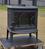 Houtkachel Jotul F100, Huis en Inrichting, Kachels, Houtkachel, Ophalen of Verzenden, Zo goed als nieuw, Vrijstaand