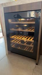 ATAG Wijnklimaatkast onderbouw zo goed als nieuw, Ophalen, Zonder vriesvak, Minder dan 85 cm, 45 tot 60 cm