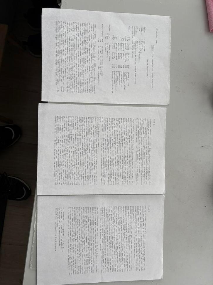 (M) Uniek WOII crashdossier B-17 Flying Fortress Eygelshoven, Verzamelen, Militaria | Tweede Wereldoorlog, Amerika, Verzenden