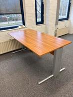 Gratis op te halen bureau, Huis en Inrichting, Ophalen, Gebruikt, Bureau