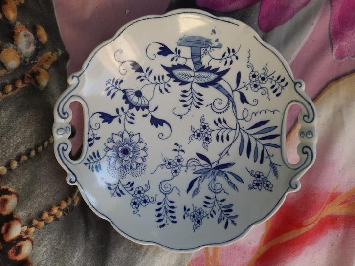 Zwiebelmuster Louis Regout schaal #1, Antiek en Kunst, Antiek | Schalen, Ophalen of Verzenden