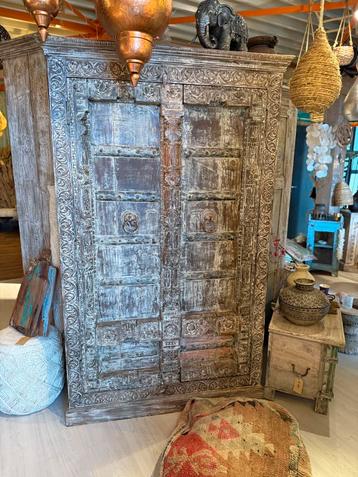 Prachtige India/Ibiza style kast  beschikbaar voor biedingen
