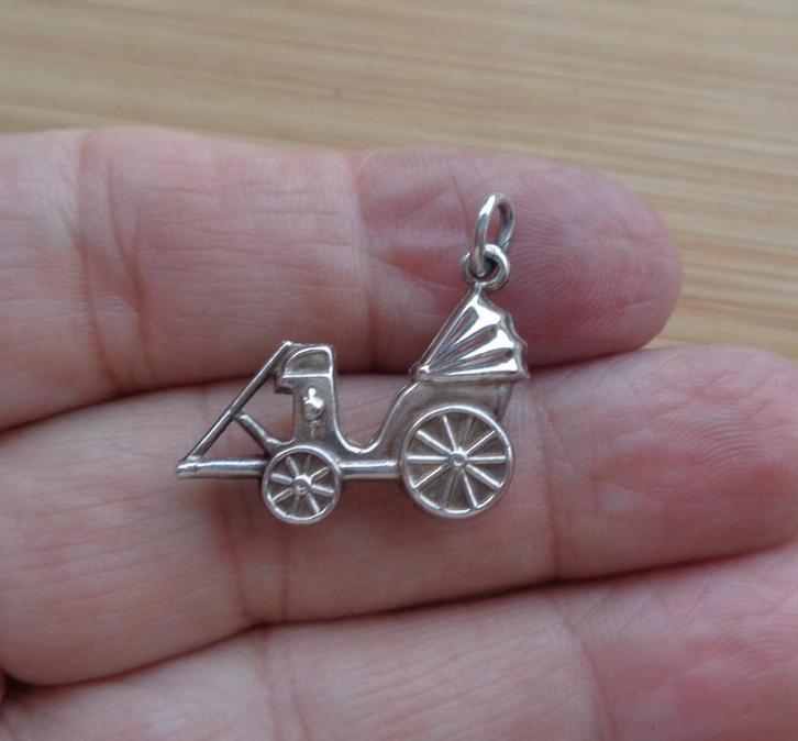 zilveren vintage bedel riska [323], Sieraden, Tassen en Uiterlijk, Bedels, Zo goed als nieuw, Overige merken, Zilver, 1 bedel