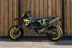 Husqvarna 701 supermoto a2 (vol vermogen) KTM 690+accesoires, Motoren, Particulier, 690 cc, 1 cilinder, 12 t/m 35 kW