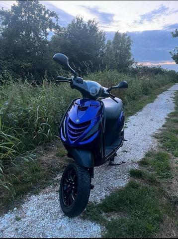 Nette Piaggio zip 80cc 4t beschikbaar voor biedingen