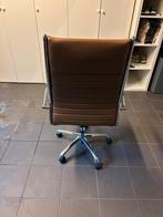 Mooie bruine lederen bureaustoel, Ophalen, Bruin, Zo goed als nieuw, Bureaustoel